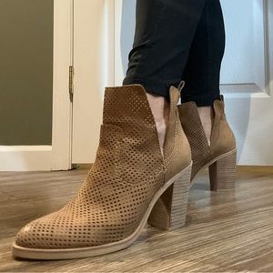 Dolce Vita Brown Fall Boots